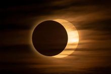 Pozor na páteční zatmění. Podle astroložky přinese chaos, neklid i nebezpečí