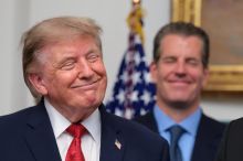 Američané už na mapě Ontarijské jezero neuvidí. Google se podřídil Trumpovi