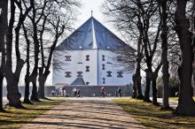 V pražském letohrádku Hvězda se zastaví putovní výstava cestovních skicáků