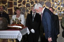 České korunovační klenoty jsou znovu na Hradě. Pro veřejnost se otevřou v sobotu