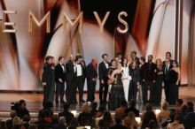 Hlavní ceny Emmy získaly seriály Widow's Bay, Urgent a DTF St. Louis