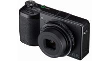 Ricoh chystá GR IVx se 40mm EQ objektivem, řada IIIx v říjnu končí