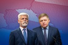 Vyhrocený spor Pavla a Fica kvůli NATO. Ideální to není ani na osobní úrovni