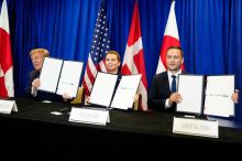 Dohoda podepsána. Případně nezávislé Grónsko zůstane v NATO