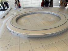Apple Park přišel o jednu ze svých dominant z návštěvnického centra