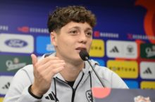 Jsme odhodlaní, tým bude skvělý, věří Denia před premiérou u českých fotbalistů