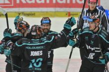 Karlovy Vary porazily doma Motor 5:1, dva góly dal Jones