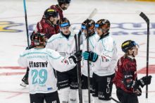 Sparta zůstává doma bez bodu, v dohrávce podlehla Karlovým Varům