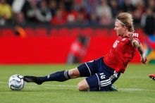 Česko - Anglie 0:0. Po vyloučení Šulce bojují Češi v deseti, o přestávce drží remízu
