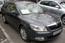 Český vozový park dál stárne. Průměrné auto u nás má téměř 17 let