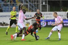 Vedoucí Slavia po výhře ve Zlíně udržela ligovou neporazitelnost