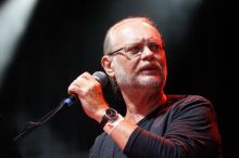 Vašo Patejdl žil dlouhé roky dvojí život. Vedle manželky měl o 17 let mladší partnerku i syna