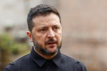 Rusko pokračuje v teroristických útocích, hlásí Zelenskyj. Nezaslouží si oddych, kontruje Lavrov