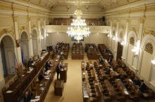 Sněmovna poslala rozpočet do druhého čtení. Schodek má vzrůst na 386 miliard korun