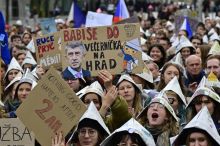 Studenti vyhlásili kvůli veřejnoprávním médiím na 3. listopad stávku